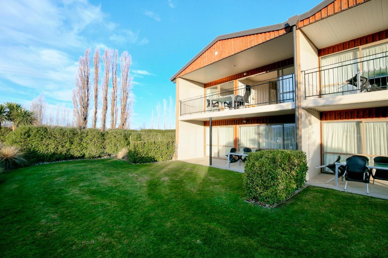 Mountain Range Retreat Apartment Wanaka Exterior photo