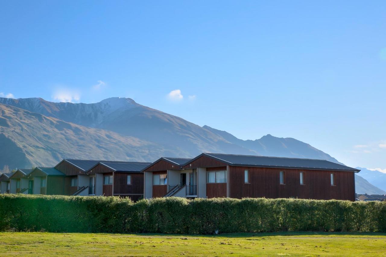 Mountain Range Retreat Apartment Wanaka Exterior photo